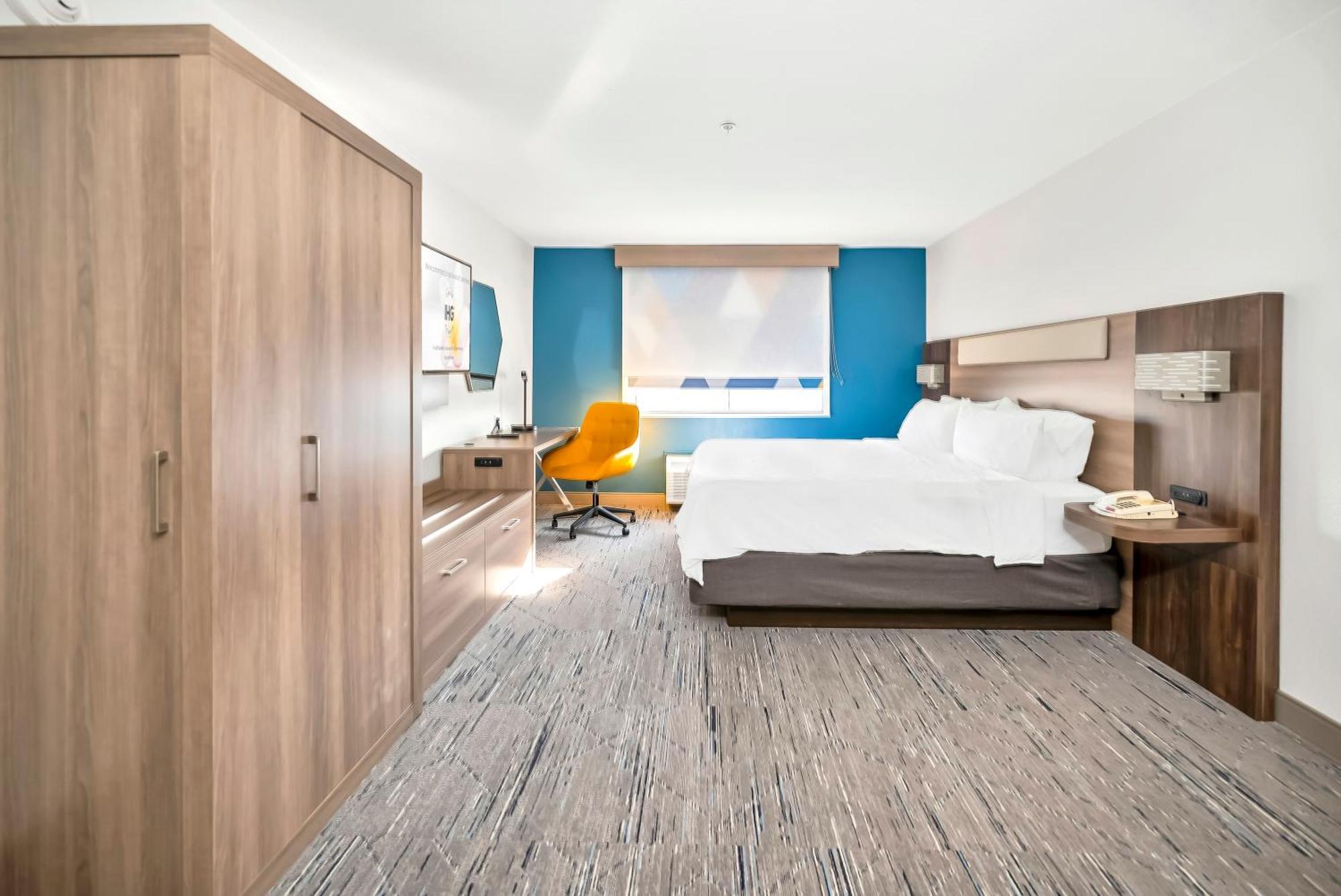 Holiday Inn Express Palestine By Ihg Exterior foto