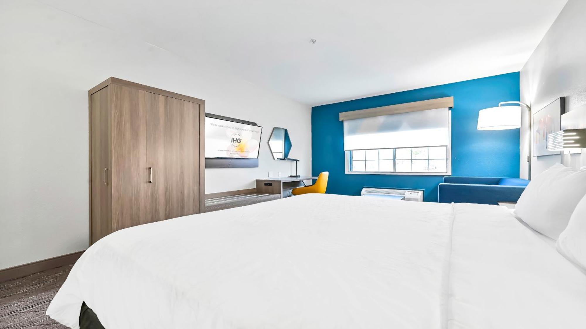 Holiday Inn Express Palestine By Ihg Exterior foto