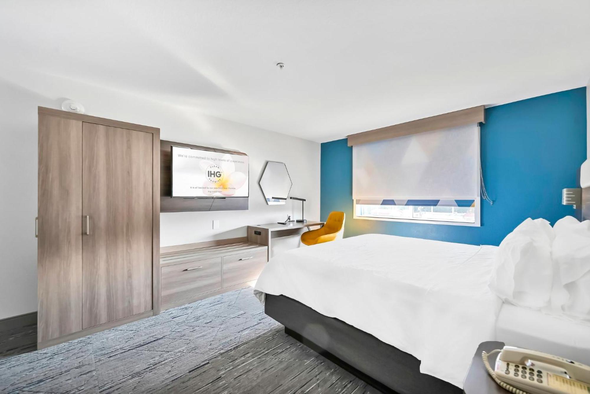 Holiday Inn Express Palestine By Ihg Exterior foto