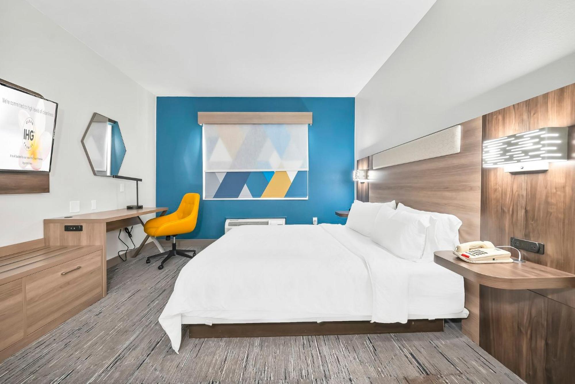 Holiday Inn Express Palestine By Ihg Exterior foto